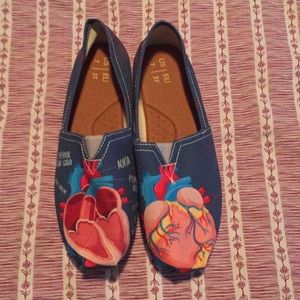 PRICE DROP 💥 Toms shoes